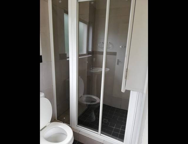 2 BEDROOM PROPERTY TO RENT IN OVERPORT